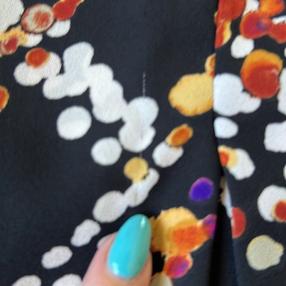 DR2 Blouse Tunic Abstract Print on Black | M - Picture 7 of 7